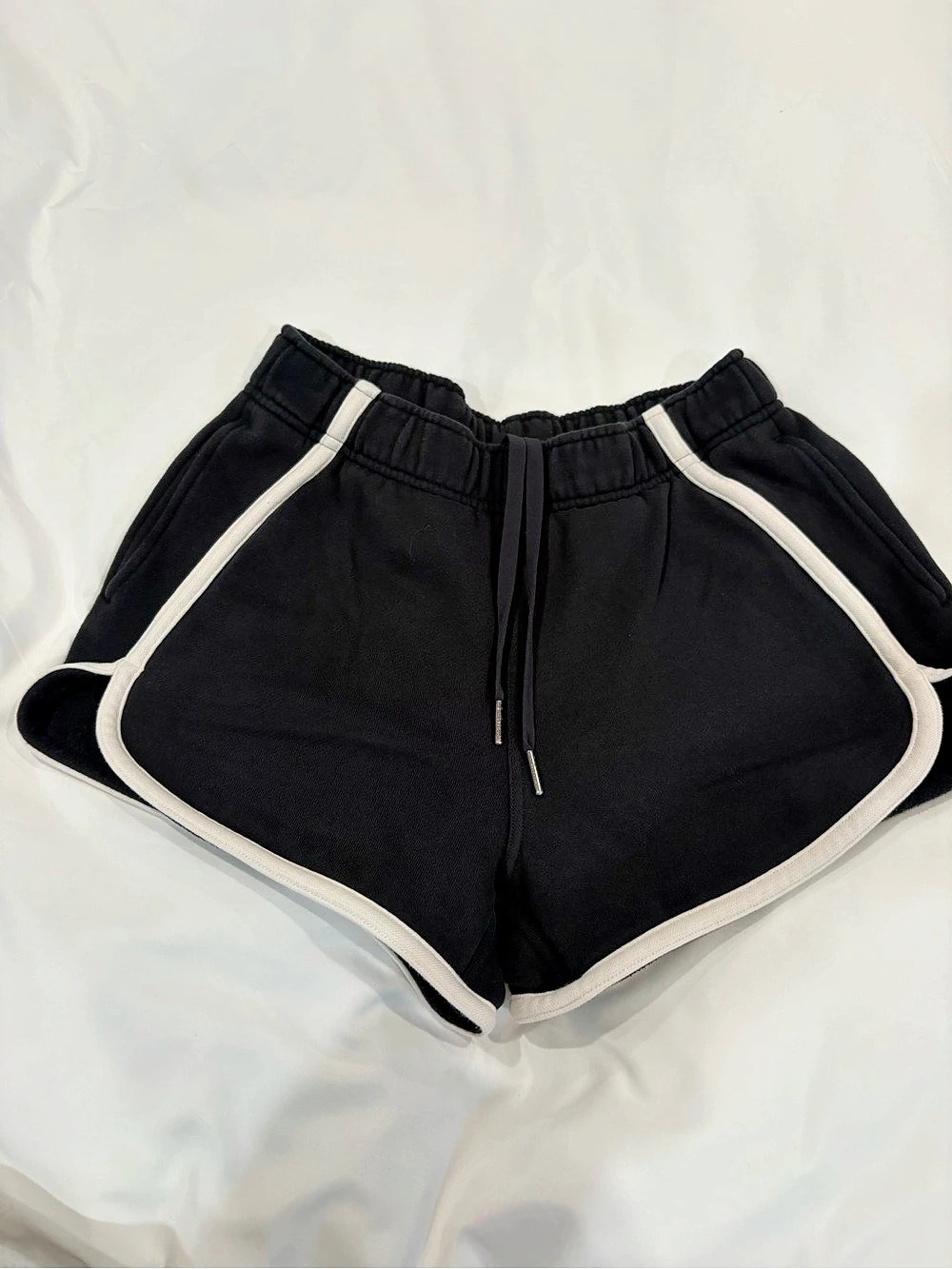 Lululemon Loungeful High-Rise Short Athletic Shorts Black XS